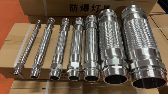 Conductos a prueba de explosión Longitudes personalizadas 30cm 300mm Materiales de caucho y acero inoxidable Certificaciones ATEX