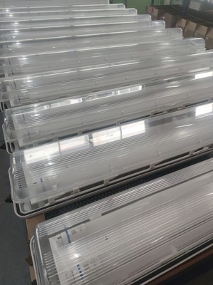 Luz lineal a prueba de explosión con ATEX IECEx WF2 IP66 100lm/w para la zona 1,2 y 21,22