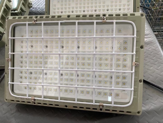 Luz de inundación ATEX para la zona 1 de petróleo y gas, zona 2 con 100-240V CA/CC MEANWELL CREE Light Certificado IECEx