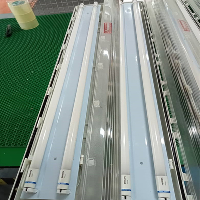 Luz fluorescente a prueba de explosiones con ángulo de haz de 120-140°, con nivel de protección IP66 WF2 y IRC Ra≥70