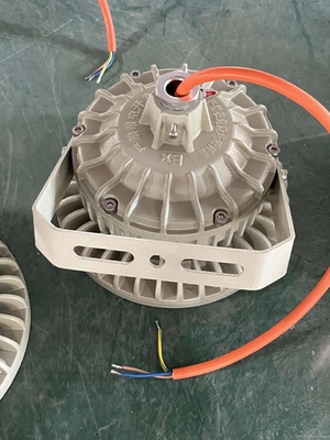 Luminaria LED de Bahía Alta a Prueba de Explosiones ATEX 150W – Ángulo de Haz de 120° Alto Brillo para Áreas Peligrosas con Gas