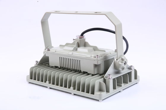 130lm/w Eficiencia Luz de inundación LED a prueba de explosión para el montaje pendiente en entornos difíciles