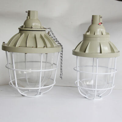 Entorno de polvo y gas con atmósfera explosiva. Manguera segura, adecuada para lugares peligrosos. Duradera, flexible y resistente a químicos y abrasión.