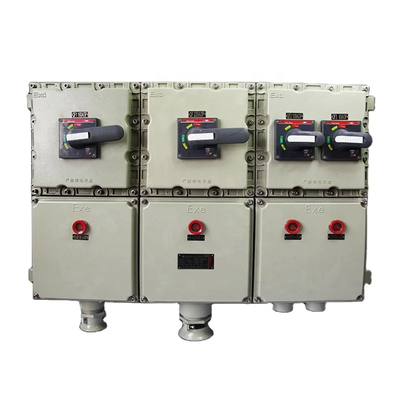 Panel de control ignífugo AC220V/380V Pared de revestimiento en polvo montada para zonas peligrosas