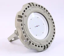 BYS Iluminación a prueba de explosión de tubos LED IP66 Superficie anodizada 6000K Temperatura de color &gt; 80 CRI Duración de vida de 50 000 horas