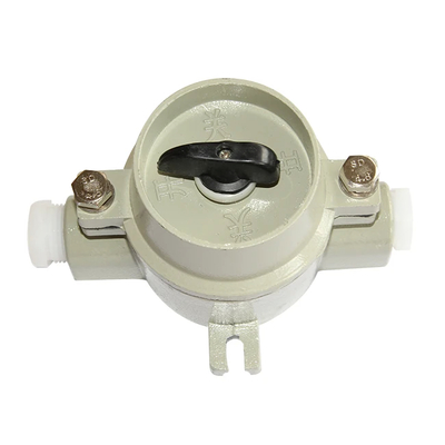 Conector resistente al polvo, resistente al agua y a la explosión 10A Cable de montaje superficial 9-13mm 2 polos
