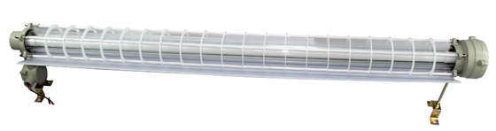 Venta de fábrica Luz de prueba de explosión de LED lineal para refinería de áreas peligrosas 1.2m lámpara de tubo lineal LED