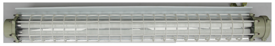 Venta de fábrica Luz de prueba de explosión de LED lineal para refinería de áreas peligrosas 1.2m lámpara de tubo lineal LED