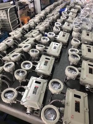 ExdeIICT6 Gb/Ex TD A21 IP66 T80C Luces de emergencia a prueba de explosión para condiciones adversas
