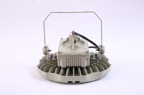135lm/w Eficiencia CREE LED 50w Luz de bahía para aplicaciones industriales
