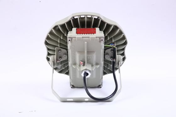 Iluminación de alto brillo 50W 100W 200W 250W A prueba de explosión Luz de bahía alta Alcance de aplicación más amplio y más seguro
