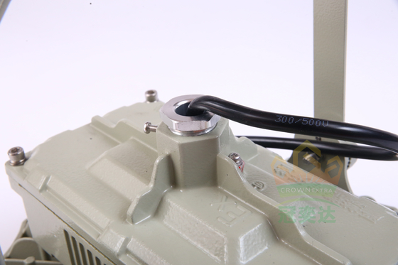 GYD6202,Luz a prueba de explosión,ATEX,EAC,IP66,WF2, utilizada para las zonas 1, 2 y 21,22Industria de las minas de petróleo y gas100~277v135lm/w100w