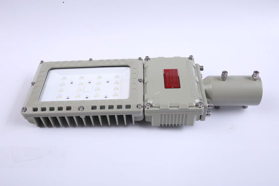 Las luces de inundación a prueba de explosión de 130lm/W 100w Atex