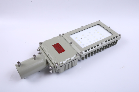 Las luces de inundación a prueba de explosión de 130lm/W 100w Atex
