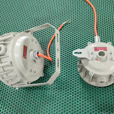 50W Luz LED lineal a prueba de explosión 1000lm Lámpara recargable IP65 para el entorno extremo de la zona 2
