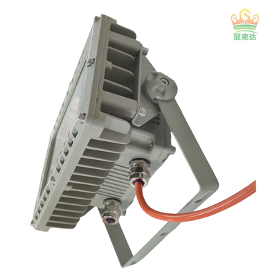 Seguridad A prueba de explosión Luz de inundación a prueba de llamas Para zonas peligrosas de petróleo y gas 1 160lm/w 200watt