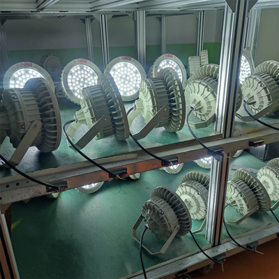 Luz de bahía LED a prueba de explosiones a prueba de llamas ATEX Div 1 de 150W – 180lm/w, WF2 para uso marino y refinerías
