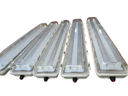 Luces LED lineares a prueba de corrosión a prueba de explosión para campos petrolíferos, aeropuertos, industria química Div1