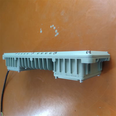 Lámpara LED a prueba de explosión RoHS ATEX IECEx para el medio ambiente duro luz industrial 200Watt 295V