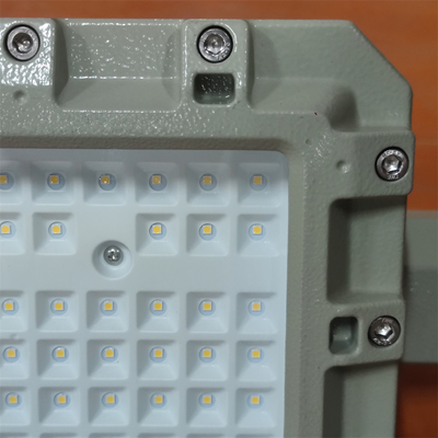 50-300W de luz LED a prueba de explosión para condiciones extremas Alimentado por MEANWELL Drive y 3000/4000/5000/5700K CCT