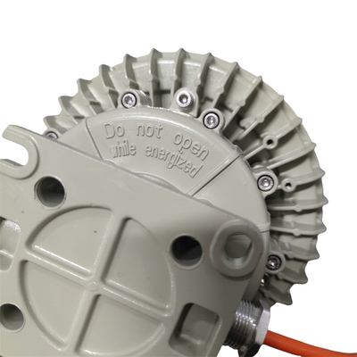 Iluminación LED a prueba de explosión ATEX IEC con eficiencia energética de 185lm/w IP66 WF2 para la luz industrial de gas de petróleo de la zona 1