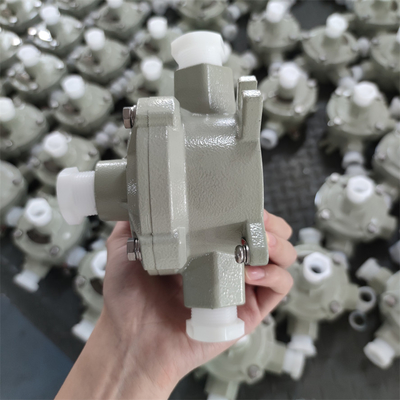 Las zonas peligrosas ATEX IP66 Conexión a prueba de explosión Entrada de caja personalizable