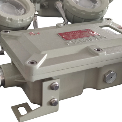 Luz de emergencia a prueba de explosiones con certificación ATEX – Iluminación de seguridad LED compacta para entornos industriales peligrosos