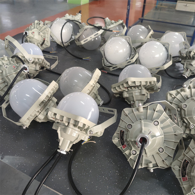 Plataforma de explosión Iluminación LED con protección ATEX IP66 Servidor OEM 100lm/w