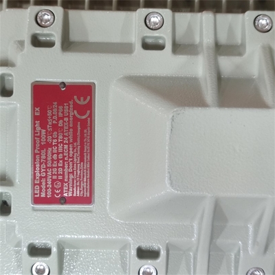 Ex d ATEX luz cuadrada LED a prueba de explosión 4000K apagable 90-295V para EPC Iluminación industrial con protección IP66 OEM disponible 50-250watt