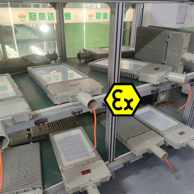 Luz de inundación LED para gasolineras de minería petroquímica Zona 1 Zona 2 Iluminación Ex Db Eb IIC T6 Gb Ex Tb IIIC T80°C Db IP66