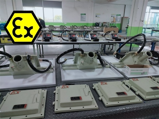 ATEX IECEx A prueba de explosión Iluminación solar LED de la calle Aluminio a prueba de llamas de grado marino