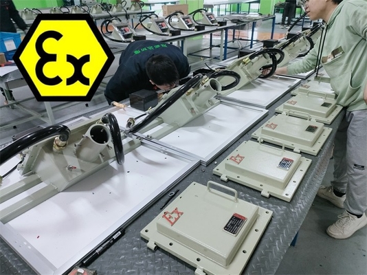 ATEX IECEx A prueba de explosión Iluminación solar LED de la calle Aluminio a prueba de llamas de grado marino