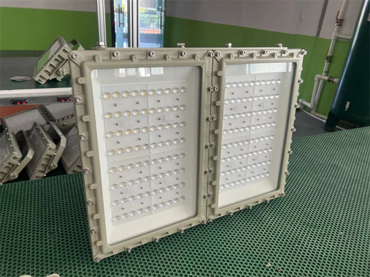 ATEX Luces de inundación resistentes a las llamas de alta potencia a prueba de explosiones personalizables OEM 300-500 Watt