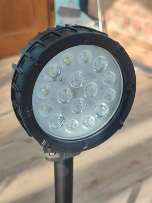 Iluminación LED portátil a prueba de explosión de 27W para lugares peligrosos