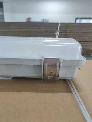 Lámpara fluorescente a prueba de explosiones de acero inoxidable – De 590 mm a 6 pies, lámpara de emergencia a prueba de llamas para áreas peligrosas