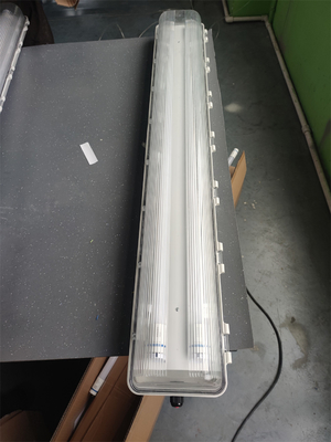 2*54W Luces fluorescentes antinexplosivas ATEX IECEx Certificado WF2 impermeable 100lm/w Eficiencia luminosa
