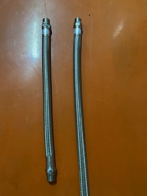 Conducto metálico flexible certificado ATEX para lugares peligrosos con protección IP66 WF2