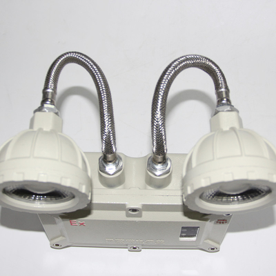 Luz de inundación LED a prueba de explosión de voltaje personalizable CRI Ra≥80 AC90-380V con montaje en soporte