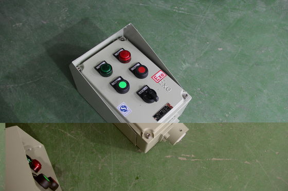 Estación de control a prueba de explosión de aluminio fundido/acero inoxidable 10A WF2