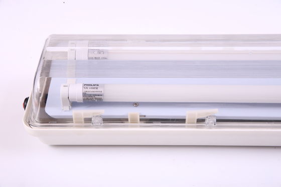 Luz fluorescente LED a prueba de explosiones de 2 pies y 4 pies T8 T5 para áreas peligrosas