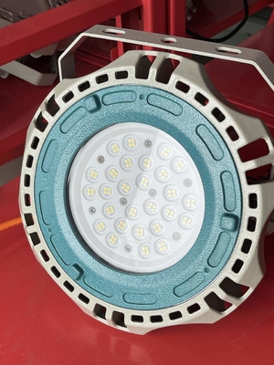 Luz de bahía LED a prueba de explosiones de 100W-240W con certificación ATEX IECEx IP66