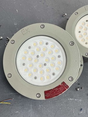 Luz de bahía LED a prueba de explosiones de 100W-240W con certificación ATEX IECEx IP66