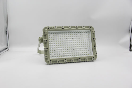 Proyector LED a prueba de explosión ∙ Proyector a prueba de fuego, a prueba de agua, eficiente energéticamente ∙ Para ambientes peligrosos