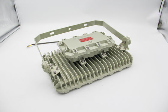 Proyector LED a prueba de explosión ∙ Proyector a prueba de fuego, a prueba de agua, eficiente energéticamente ∙ Para ambientes peligrosos