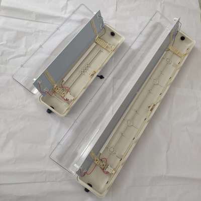 Luz LED Lineal a Prueba de Explosiones ATEX/IECEx/CNEX – Iluminación de Grado Industrial para Lugares Peligrosos, Eficiencia Energética, IP66, Opciones Personalizadas de Potencia y Temperatura de Color