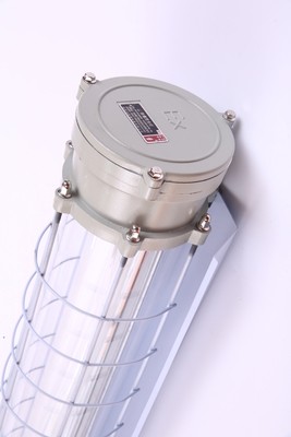 Luminaria LED lineal a prueba de explosiones ATEX 100lm/w IP66 para entornos húmedos Zona 21 y 22 Resistente a la corrosión Ex Db Eb IIC T6 Gb, Ex Tb IIIC T80°C Db Duradera