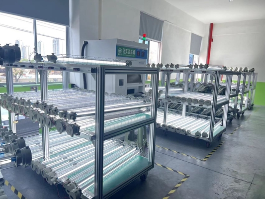 Para entornos húmedos Zona 21 y 22 Resistente a la corrosión Ex Db Eb IIC T6 Gb, Ex Tb IIIC T80°C Db Luminaria lineal LED a prueba de explosiones ATEX duradera 100lm/w IP66