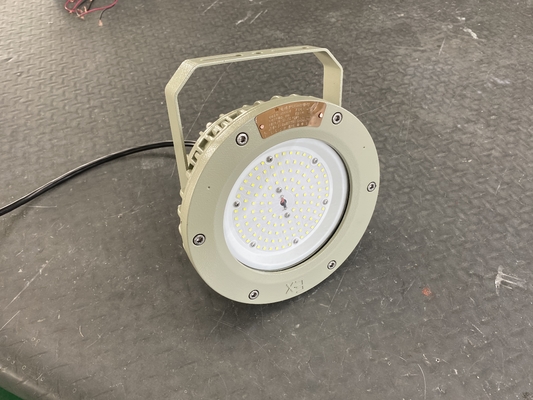 50000 horas de vida útil ATEX CNEX Certificado a prueba de explosión IP66 LED High Bay Light 100W 150W 200W para petróleo gas Química Minería Ambientes marinos