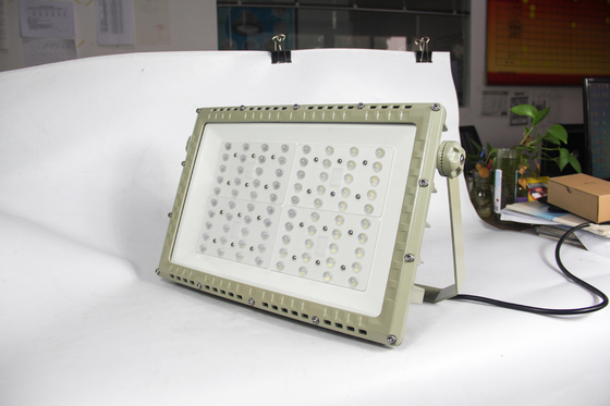 Luz de carretera LED a prueba de explosión 250W. Certificado ATEX CNEX para aplicaciones peligrosas de la zona 1 zona 2