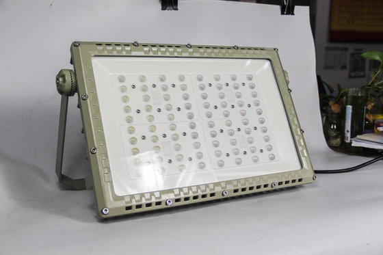 Luz de carretera LED a prueba de explosión 250W. Certificado ATEX CNEX para aplicaciones peligrosas de la zona 1 zona 2
